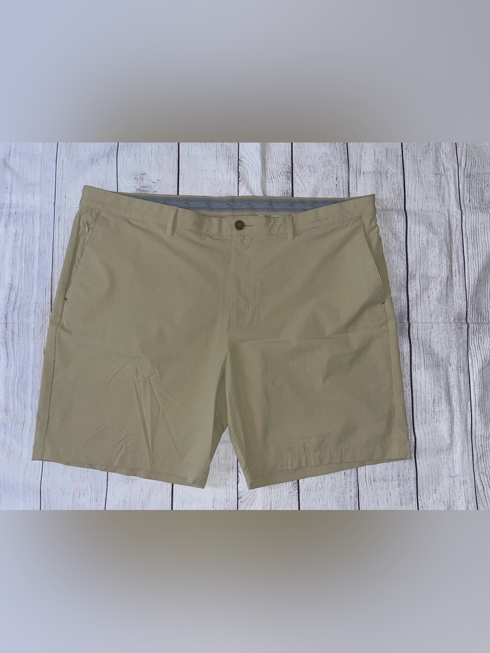 Tommy Bahama Chip Shot Shorts